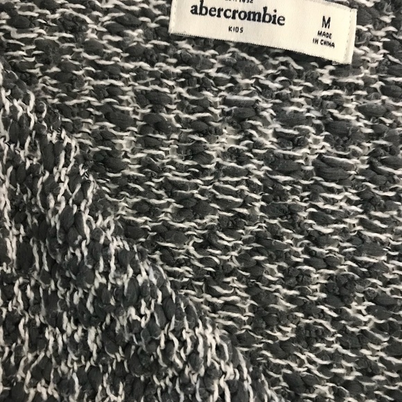 Abercrombie Kids grey zip crop sweater - Picture 2 of 3